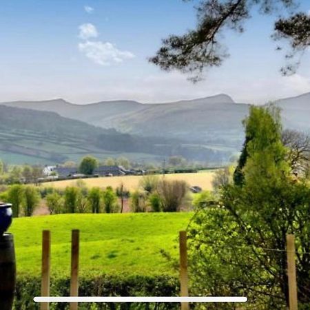 Mountain Suite, Stunning Views, Brecon Beacons Llanhamlach エクステリア 写真